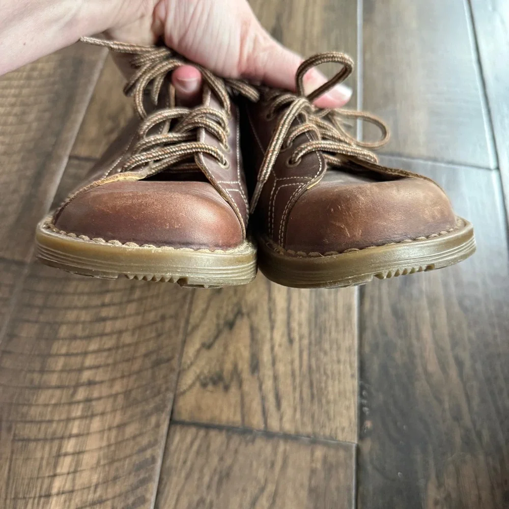 Dr. Martens PN06E Brown Leather Lace Up Shoes Kids Youth Size US 5 UK 4 Portugal